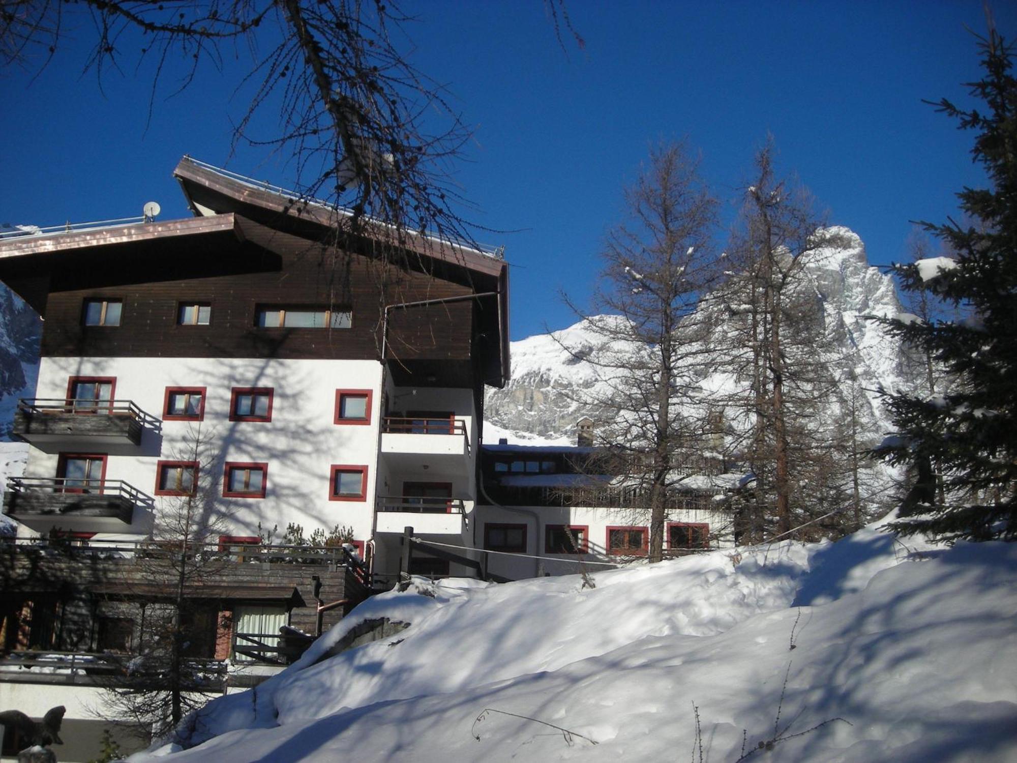 Contemporary Apartment In Breuil Cervinia Near Ski Area מראה חיצוני תמונה
