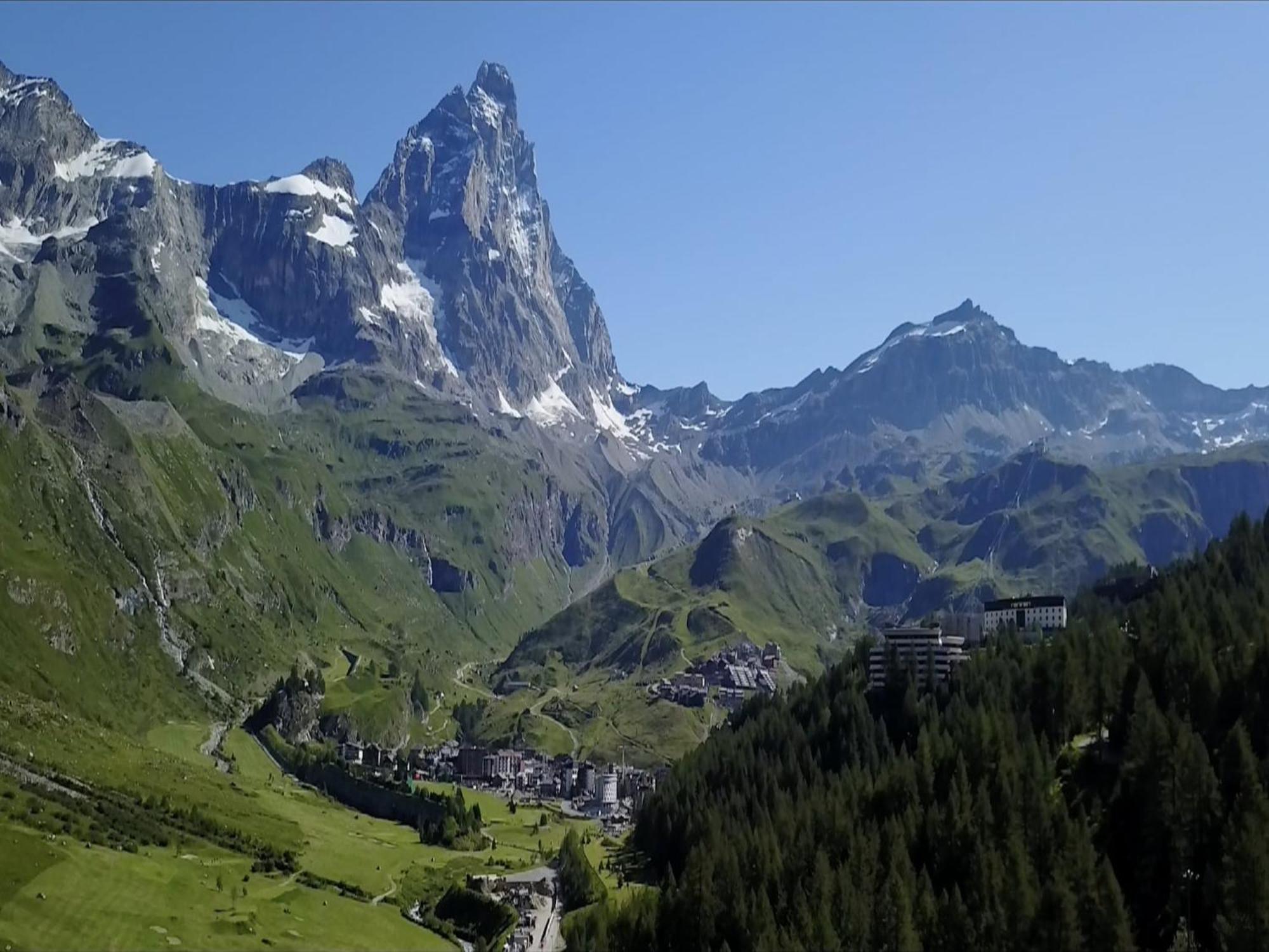 Contemporary Apartment In Breuil Cervinia Near Ski Area מראה חיצוני תמונה