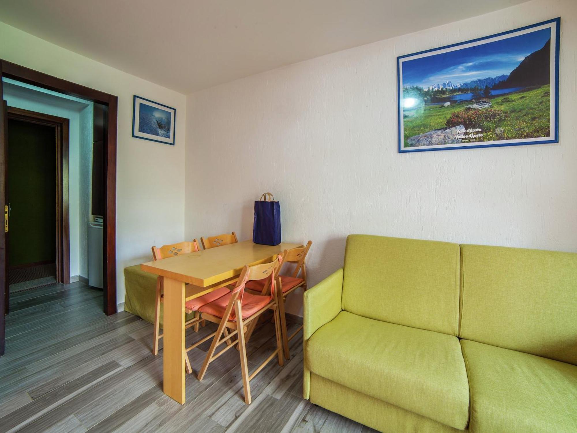Contemporary Apartment In Breuil Cervinia Near Ski Area מראה חיצוני תמונה
